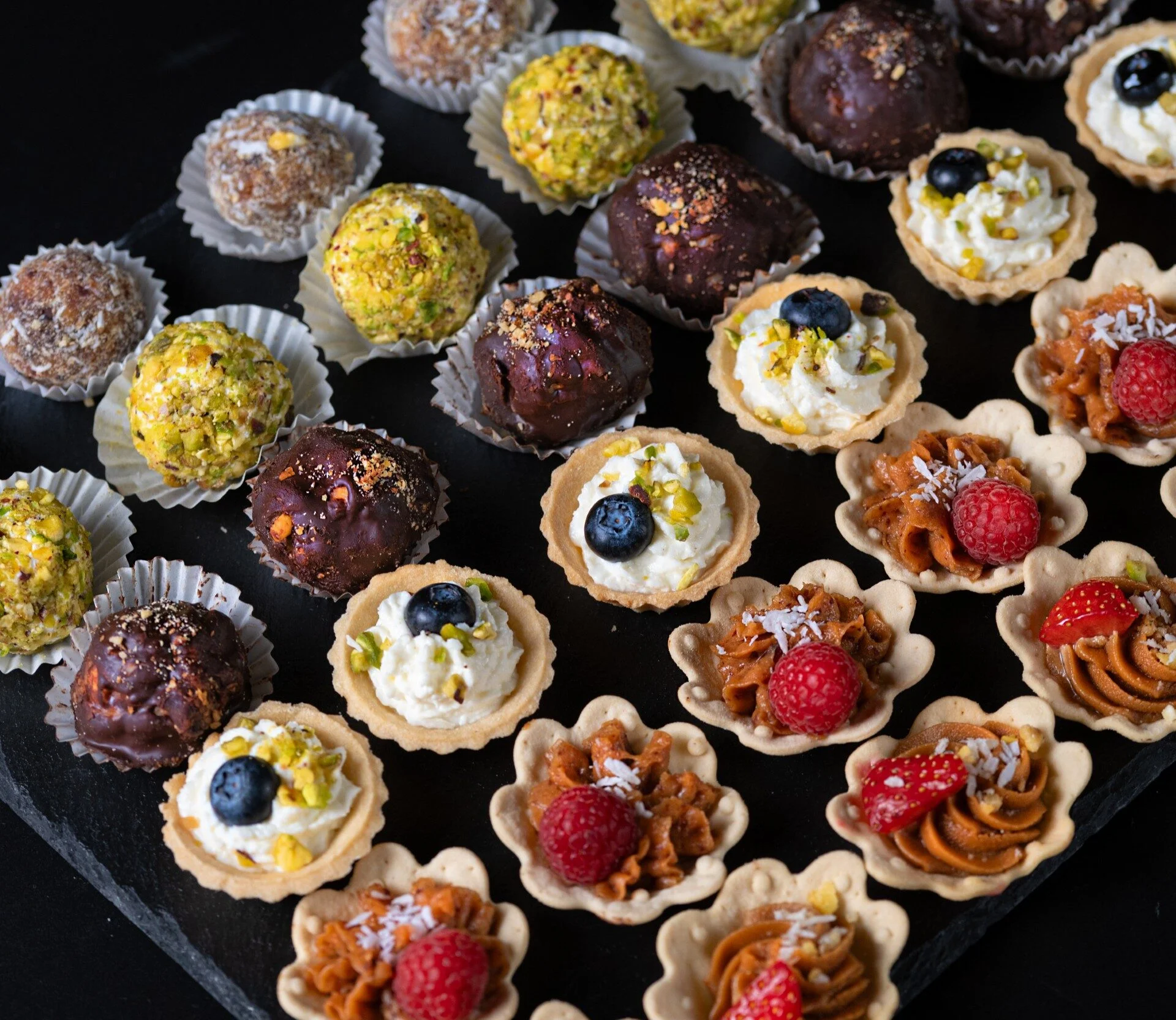 Desertinių kąsnelių padėklas